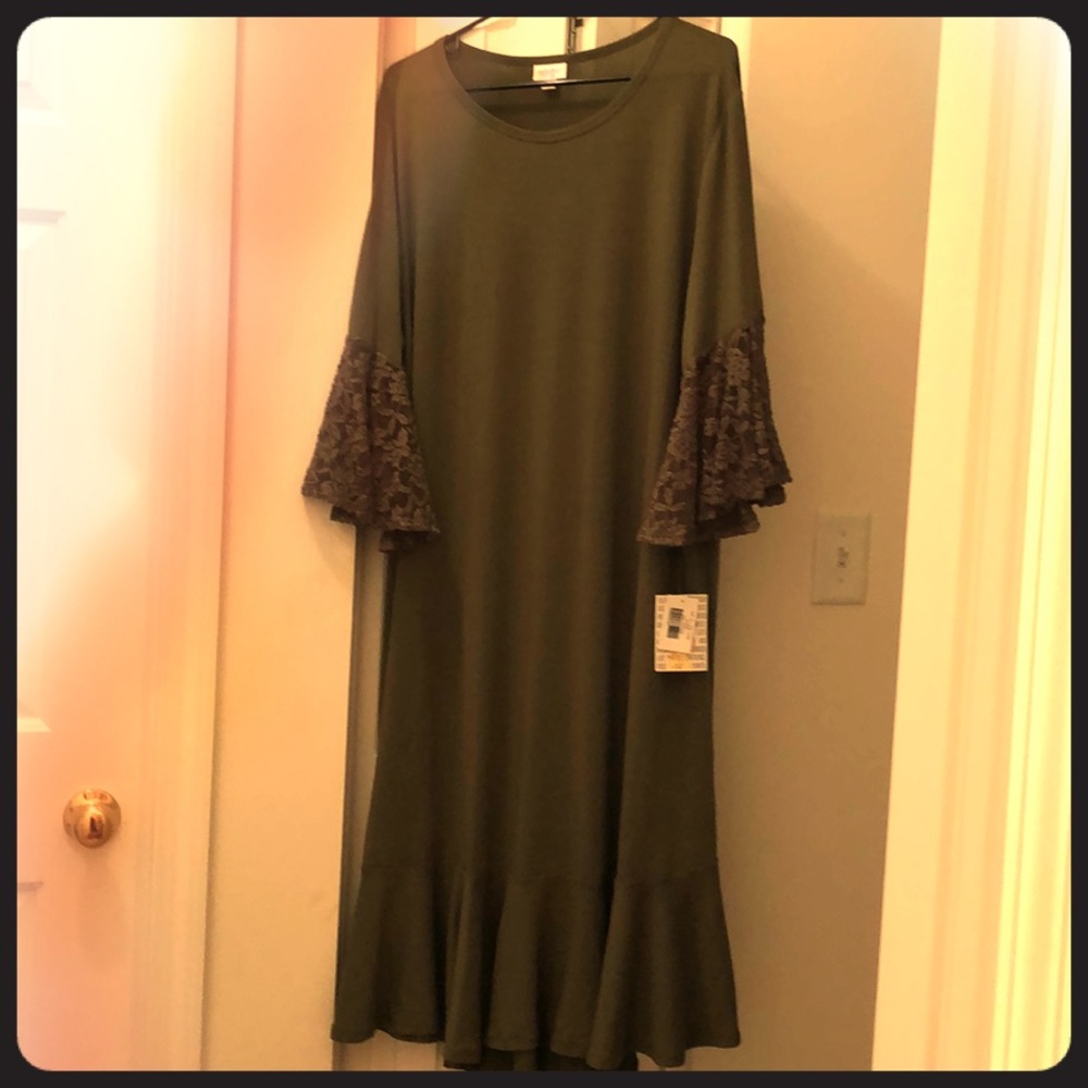 Lularoe Olive Green Lace Sleeve Maurine 3xl NWT!